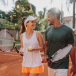 Eine langjährige Partnerschaft zu führen ist oft nicht einfach. Mit diesen Tipps kannst du sie mit Leichtigkeit stärken.