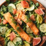 Ob Entzündungen, Herzschutz oder mehr Energie – eine entzündungshemmende Ernährung stärkt dich nachhaltig und schmeckt lecker