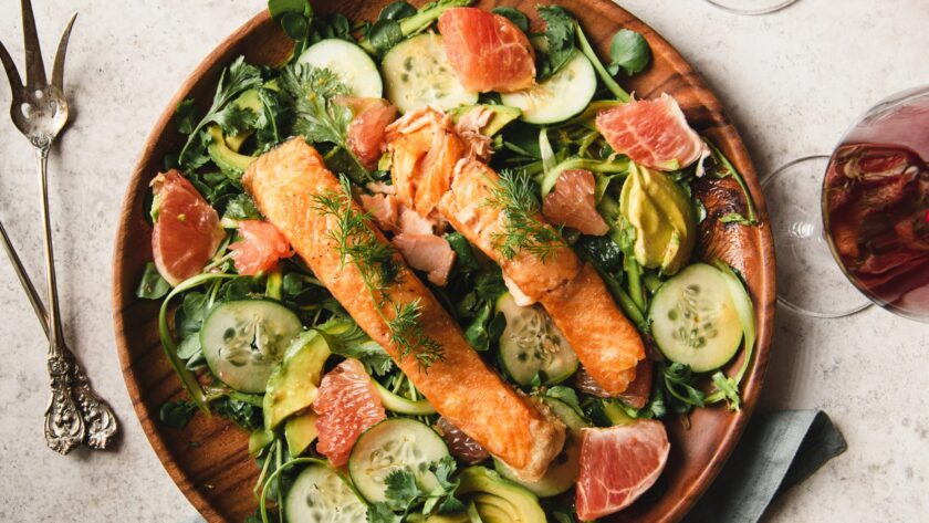 Ob Entzündungen, Herzschutz oder mehr Energie – eine entzündungshemmende Ernährung stärkt dich nachhaltig und schmeckt lecker