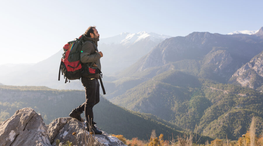 Immer mehr Männer brechen mit Tabus und sprechen über ihre Psyche – in Österreich sogar mit einer Alpenüberquerung als Zeichen.