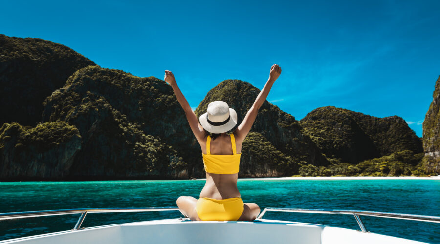 Me-Mooning ist das neue Honeymoon – Solo-Reisen mit Luxus, Selfcare und Selbstliebe statt Zweisamkeit und Ehering.