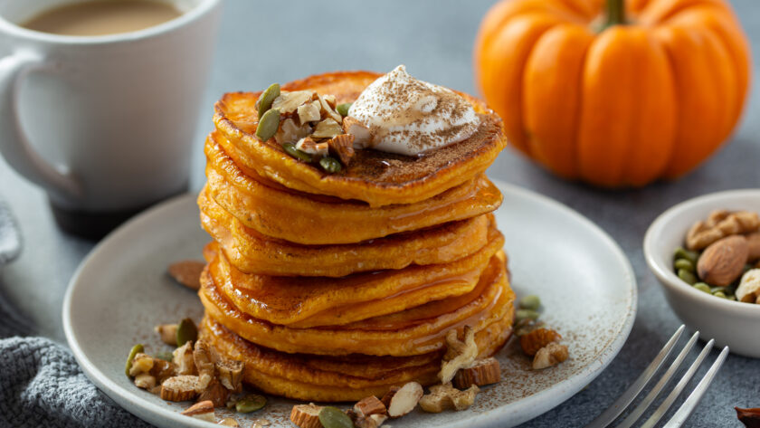 Pumpkin Oat Pancakes