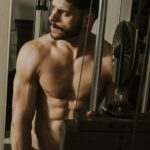 Schmale Schlüsselbeine