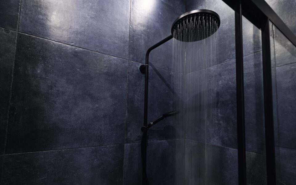 Dark Showering
